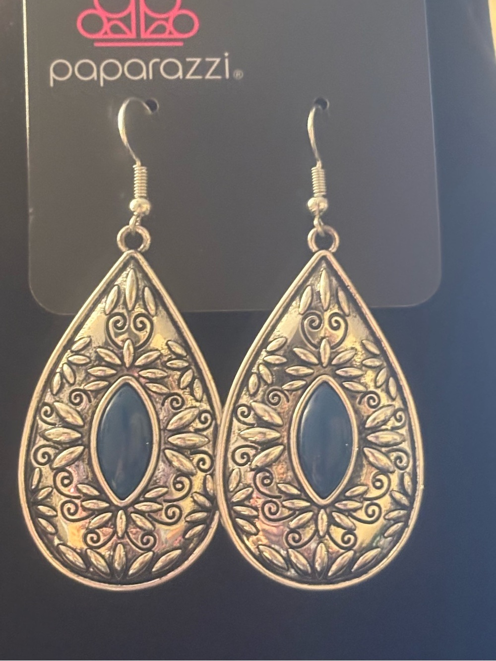 Paparazzi Silver Teardrop Earrings with Black Center Stone